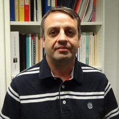 Dr David Wallis